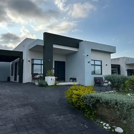 Pyramid Villa 5